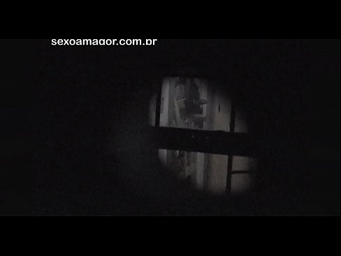 ❤️ Blondie vin an kasèt yon voyeur nan katye kache dèyè brik kre ️ Sèks nan ht.nomescriativos.top ❌️❤